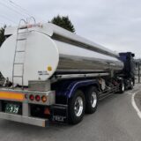 トレーラー左縦列駐車のコツ〜死角側を攻略する進入角度とミラー基準の考え方